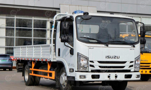 Бортовой грузовик ISUZU 4x2 дв 93kw кабина EC7 гп 2-3т - Грузовик бортовой/ Платформа: фото 1 Бортовой грузовик ISUZU 4x2 дв 93kw кабина EC7 гп 2-3т - Грузовик бортовой/ Платформа: фото 1