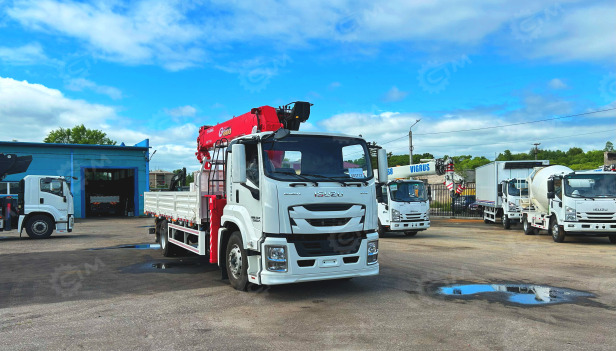 Бортовой грузовик ISUZU 4x4 дв 151kw гп 10 тонн c кму UNIC URV806 гп 8 тонн 6 секций 19м кузов - Грузовик бортовой/ Платформа: фото 1 Бортовой грузовик ISUZU 4x4 дв 151kw гп 10 тонн c кму UNIC URV806 гп 8 тонн 6 секций 19м кузов - Грузовик бортовой/ Платформа: фото 1