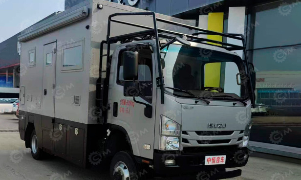 Автодом на шасси ISUZU 4х4 дв 139 kw АКПП - Дом на колесах: фото 1 Автодом на шасси ISUZU 4х4 дв 139 kw АКПП - Дом на колесах: фото 1