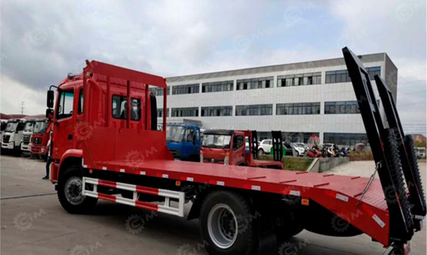 Эвакуатор на шасси ISUZU 4x2 дв 139kw гп 6 тонн, платформа не сдвижная со сходнями механическим - Эвакуатор: фото 1 Эвакуатор на шасси ISUZU 4x2 дв 139kw гп 6 тонн, платформа не сдвижная со сходнями механическим - Эвакуатор: фото 1