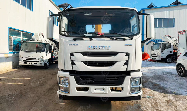 Эвакуатор на шасси ISUZU 4x2 дв 177kw гп 10т кму XCMG SQS125-4 гп 5т высокие аутригеры, гидравл - Эвакуатор: фото 1 Эвакуатор на шасси ISUZU 4x2 дв 177kw гп 10т кму XCMG SQS125-4 гп 5т высокие аутригеры, гидравл - Эвакуатор: фото 1