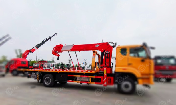 Эвакуатор на шасси ISUZU 4x2 дв 279kw гп 8т кму WANBANG SQS200-6 гп 8т сдвижная платформа, съем - Эвакуатор: фото 1 Эвакуатор на шасси ISUZU 4x2 дв 279kw гп 8т кму WANBANG SQS200-6 гп 8т сдвижная платформа, съем - Эвакуатор: фото 1