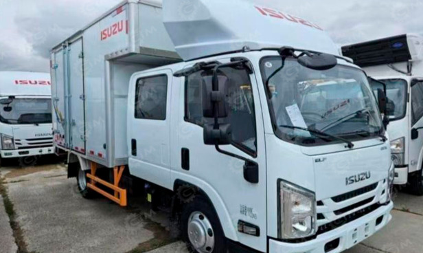 Фургон промтоварный на шасси ISUZU 4х4 дв 96 kw двойная кабина (фургон 3130х2100х2150) под кате - Грузовик с закрытым кузовом: фото 1 Фургон промтоварный на шасси ISUZU 4х4 дв 96 kw двойная кабина (фургон 3130х2100х2150) под кате - Грузовик с закрытым кузовом: фото 1