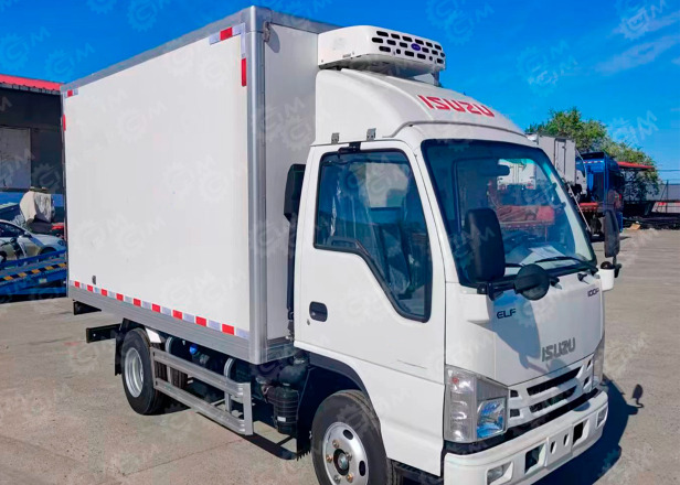 Фургон рефрижератор на шасси ISUZU 4х4 дв 139kw гп 5 тонн фургон 5200х2300х2200 холодильная уст - Рефрижератор: фото 1 Фургон рефрижератор на шасси ISUZU 4х4 дв 139kw гп 5 тонн фургон 5200х2300х2200 холодильная уст - Рефрижератор: фото 1