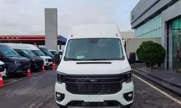Грузовой цельнометалический фургон FORD ТRАNSIТ T8 АКПП, 3 места, высокая крыша - Цельнометаллический фургон: фото 1 Грузовой цельнометалический фургон FORD ТRАNSIТ T8 АКПП, 3 места, высокая крыша - Цельнометаллический фургон: фото 1