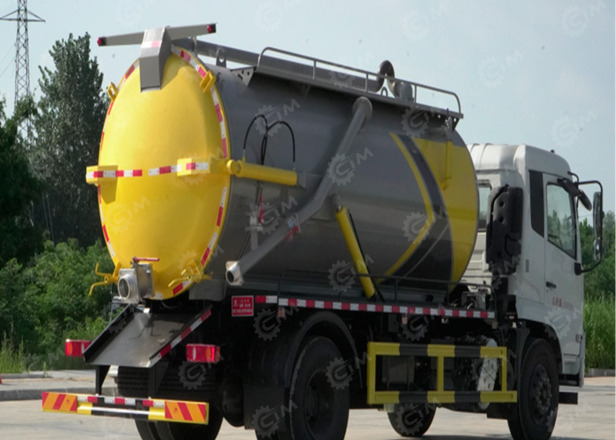 Илосос на шасси ISUZU 4x2 дв 151кВТ бочка 15м3 насос XD-300 300м3/ч - Ассенизатор: фото 1 Илосос на шасси ISUZU 4x2 дв 151кВТ бочка 15м3 насос XD-300 300м3/ч - Ассенизатор: фото 1