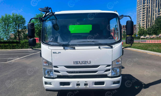 Илосос на шасси ISUZU 4x4 дв 139kw объем бочки 4м3 насос SK-20 подогрев бочки - Ассенизатор: фото 1 Илосос на шасси ISUZU 4x4 дв 139kw объем бочки 4м3 насос SK-20 подогрев бочки - Ассенизатор: фото 1