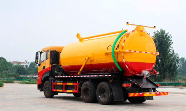 Илосос на шасси ISUZU 6x4 дв 221kw. объем бочки 20м3 два насоса SK-20 1200м3ч (работают одновре - Ассенизатор: фото 1 Илосос на шасси ISUZU 6x4 дв 221kw. объем бочки 20м3 два насоса SK-20 1200м3ч (работают одновре - Ассенизатор: фото 1