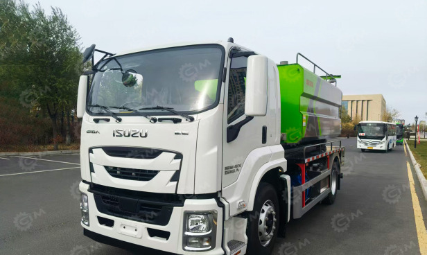 Илосос с размывом (каналопромывочная машина) на шасси ISUZU 4x2 дв. 177kw бочка для сточных вод - Ассенизатор: фото 1 Илосос с размывом (каналопромывочная машина) на шасси ISUZU 4x2 дв. 177kw бочка для сточных вод - Ассенизатор: фото 1