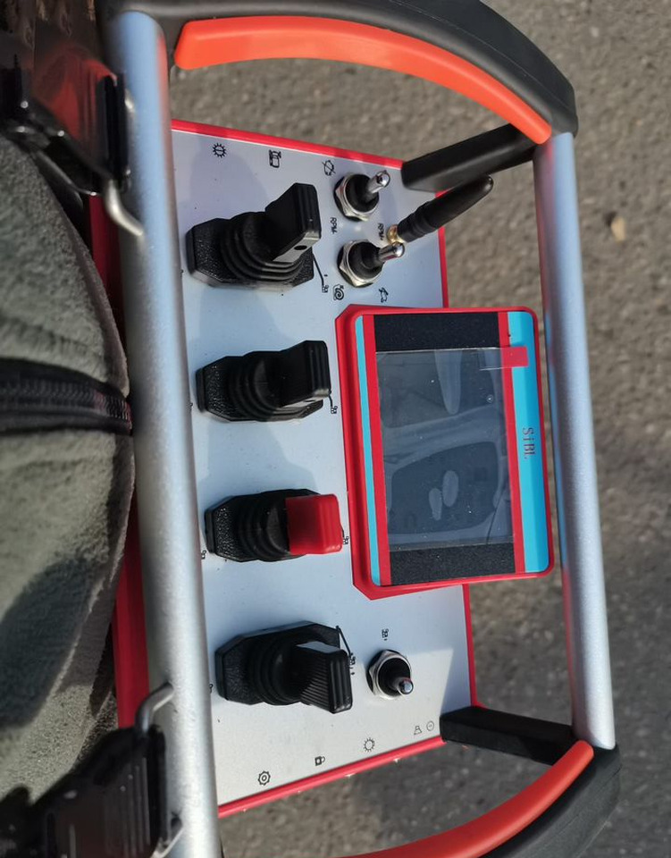 Isuzu Elf 5.2 (автогидроподъемник) - Грузовик с подъемником: фото 3 Isuzu Elf 5.2 (автогидроподъемник) - Грузовик с подъемником: фото 3