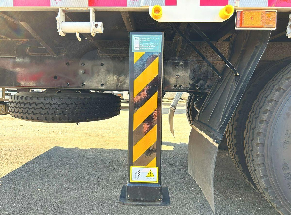 Новый Грузовик бортовой/ Платформа, Автоманипулятор Isuzu Elf: фото 19