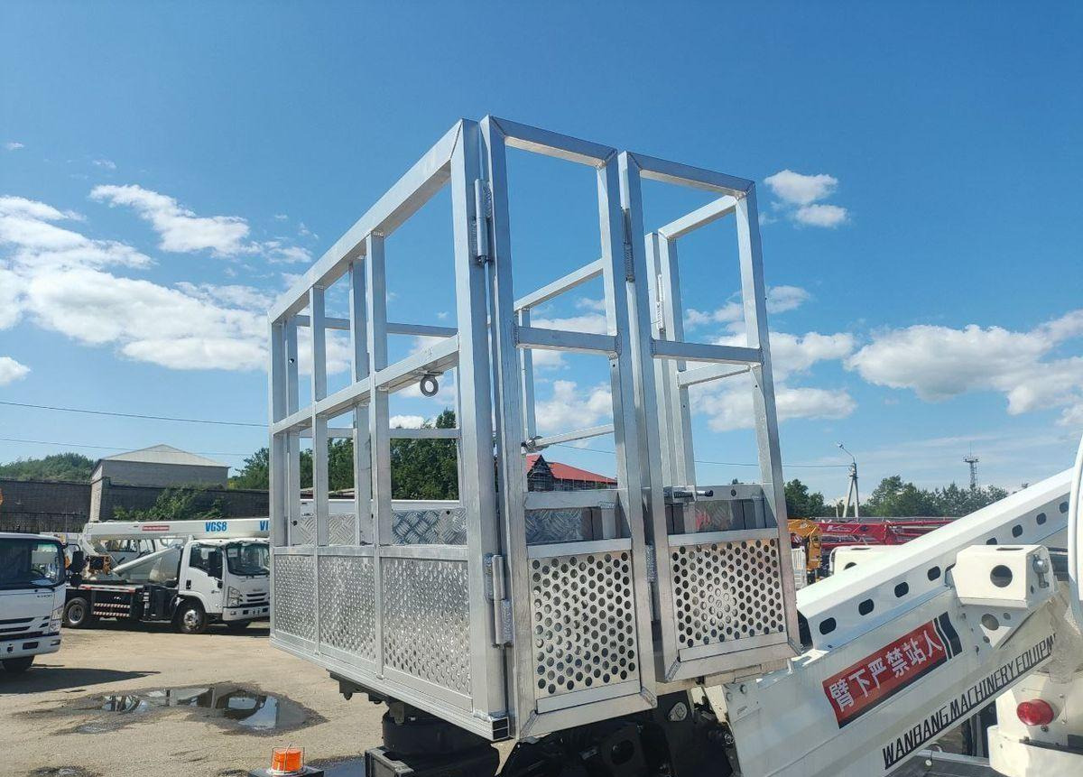 Новый Грузовик с подъемником Isuzu Elf: фото 6