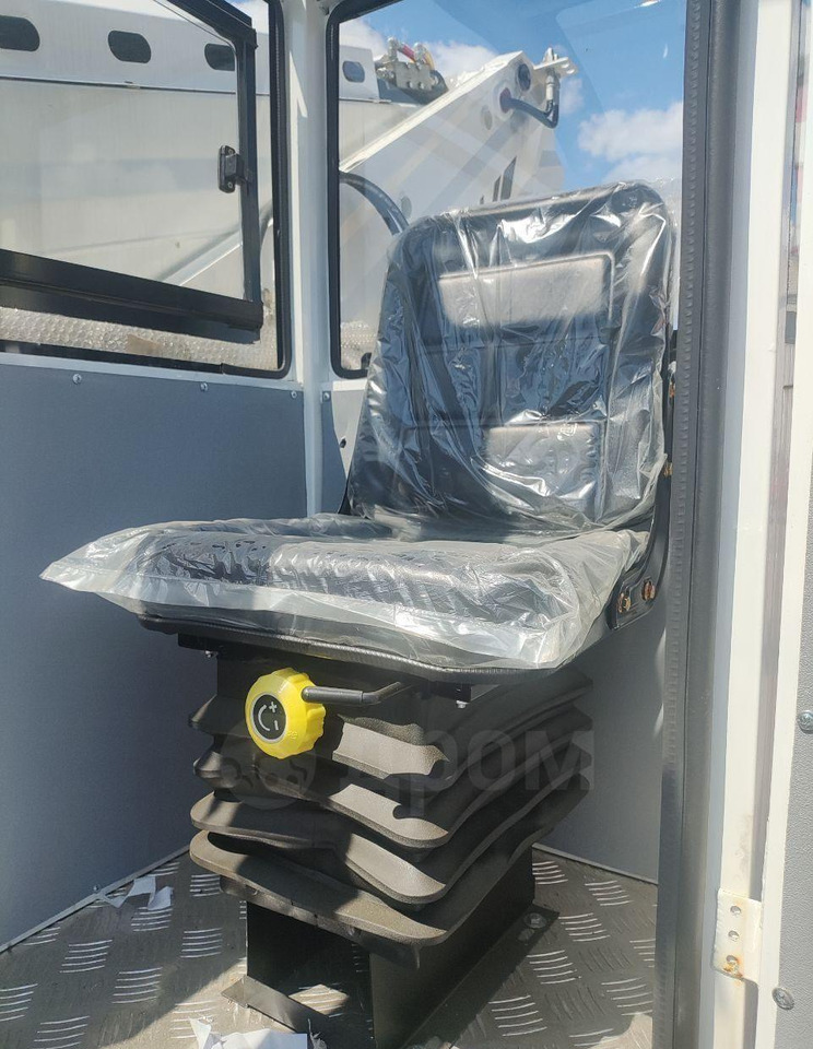 Новый Грузовик с подъемником Isuzu Elf: фото 40