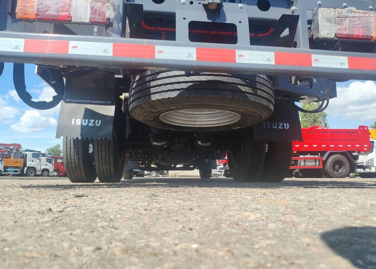 Новый Грузовик с подъемником Isuzu Elf: фото 9