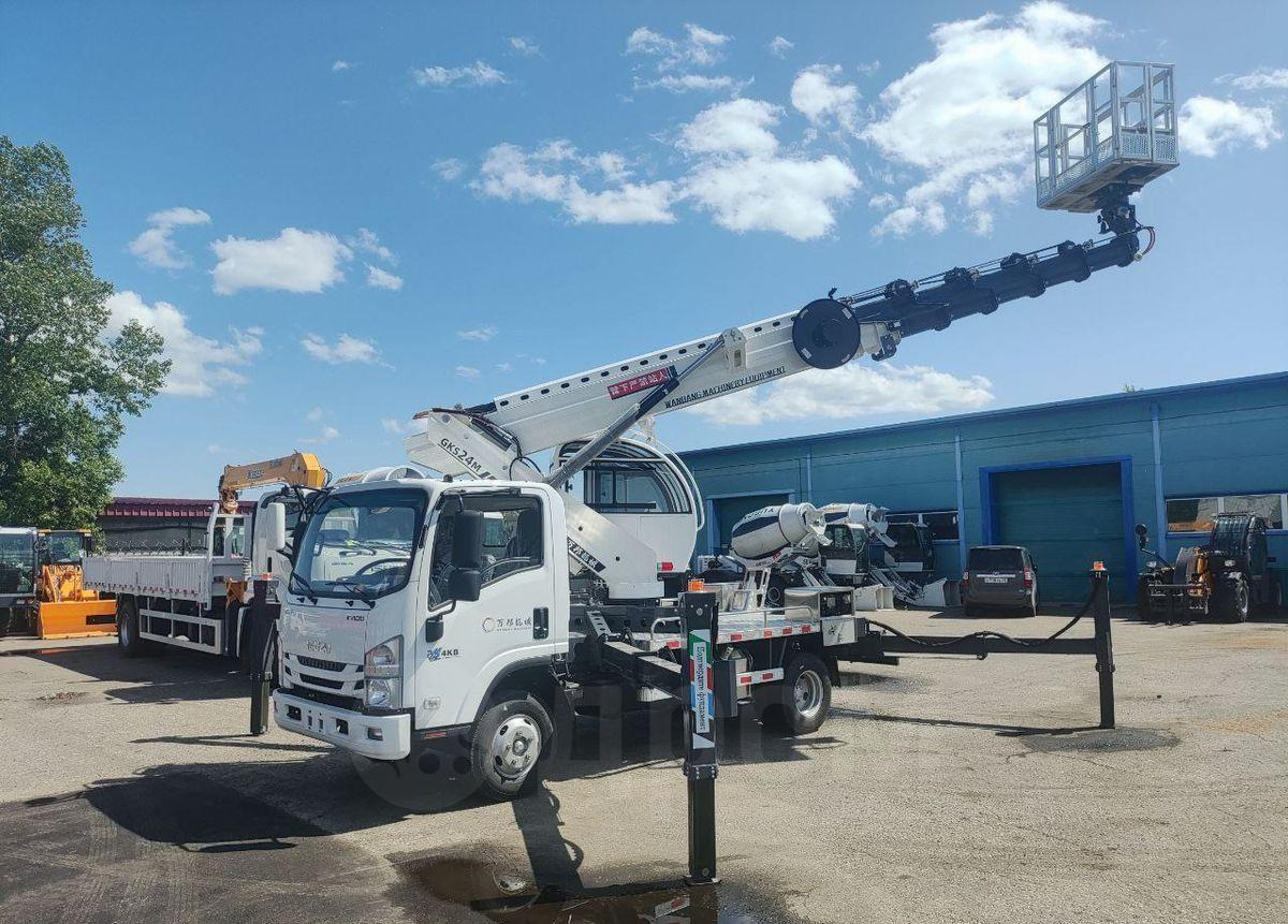 Новый Грузовик с подъемником Isuzu Elf: фото 26