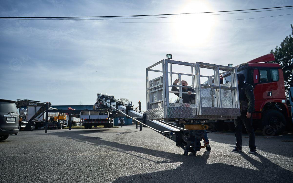 Новый Грузовик с подъемником Isuzu Giga: фото 19