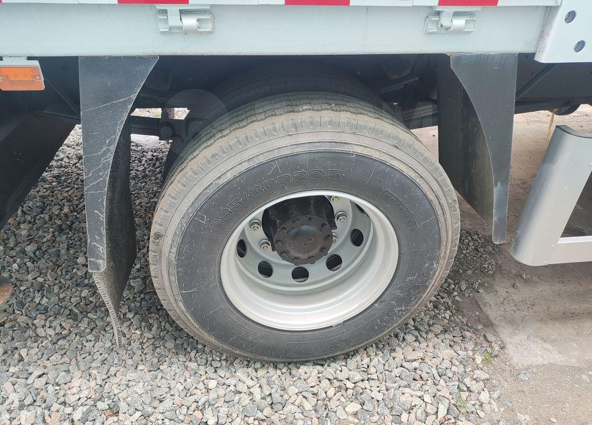 Новый Бортовой грузовик/ Платформа, Автоманипулятор Isuzu Giga: фото 6