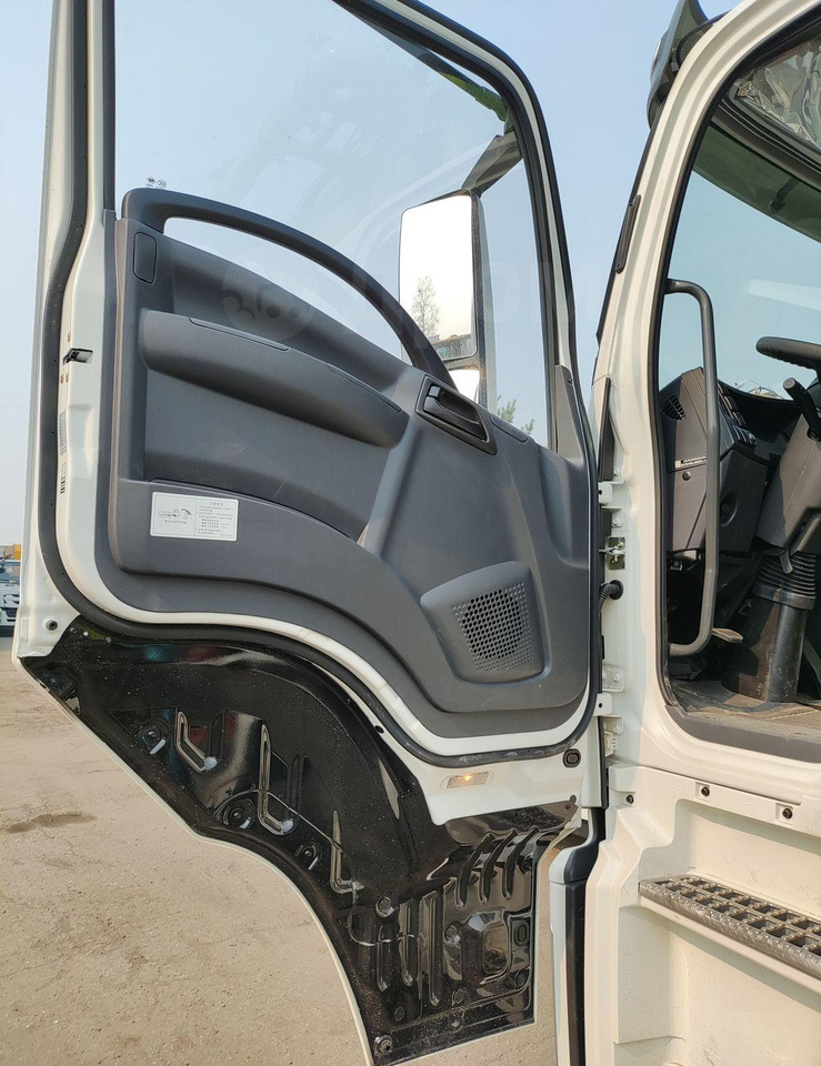 Новый Автобетононасос Isuzu Giga: фото 8