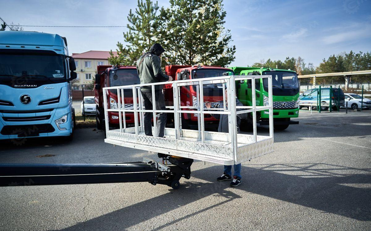 Новый Грузовик с подъемником Isuzu Giga: фото 20