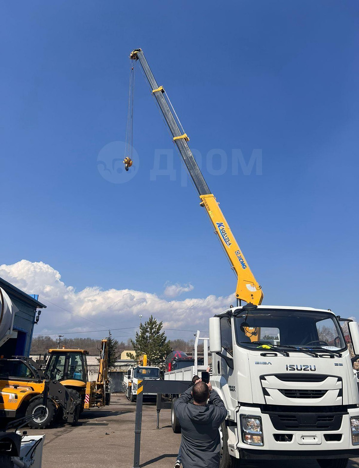 Новый Бортовой грузовик/ Платформа, Автоманипулятор Isuzu Giga: фото 14