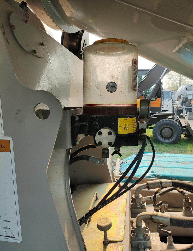 Новый Автобетононасос Isuzu Giga: фото 23