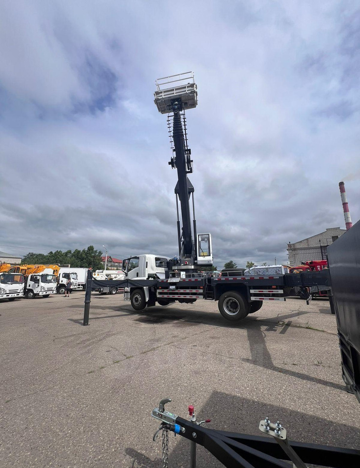 Новый Грузовик с подъемником Isuzu Giga: фото 16