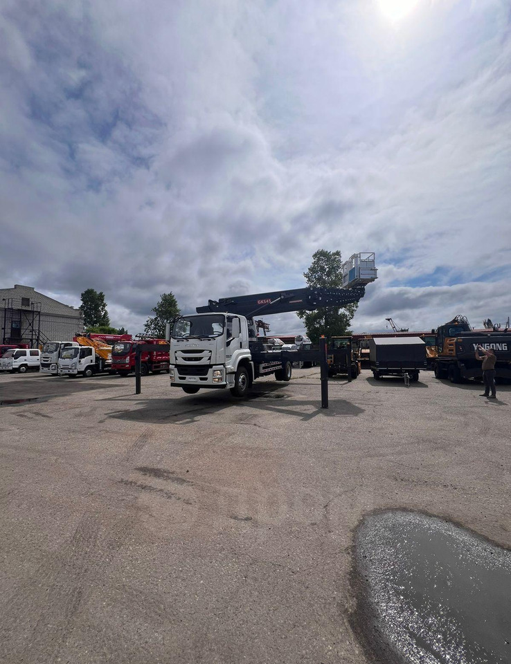 Новый Грузовик с подъемником Isuzu Giga: фото 20