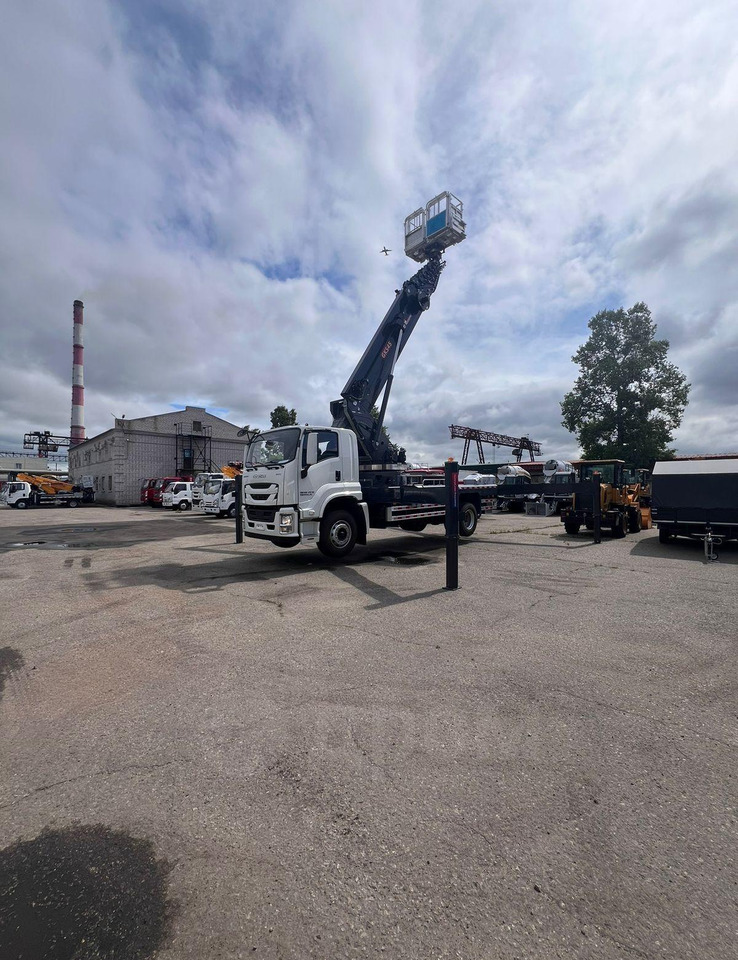 Isuzu Giga - Грузовик с подъемником: фото 2 Isuzu Giga - Грузовик с подъемником: фото 2