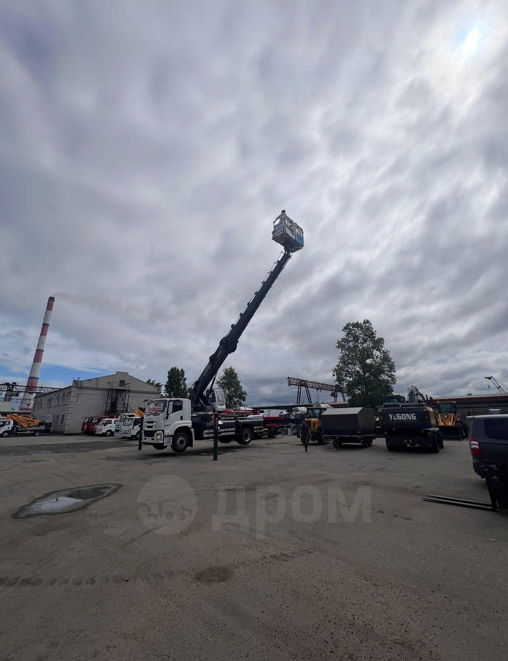 Новый Грузовик с подъемником Isuzu Giga: фото 21