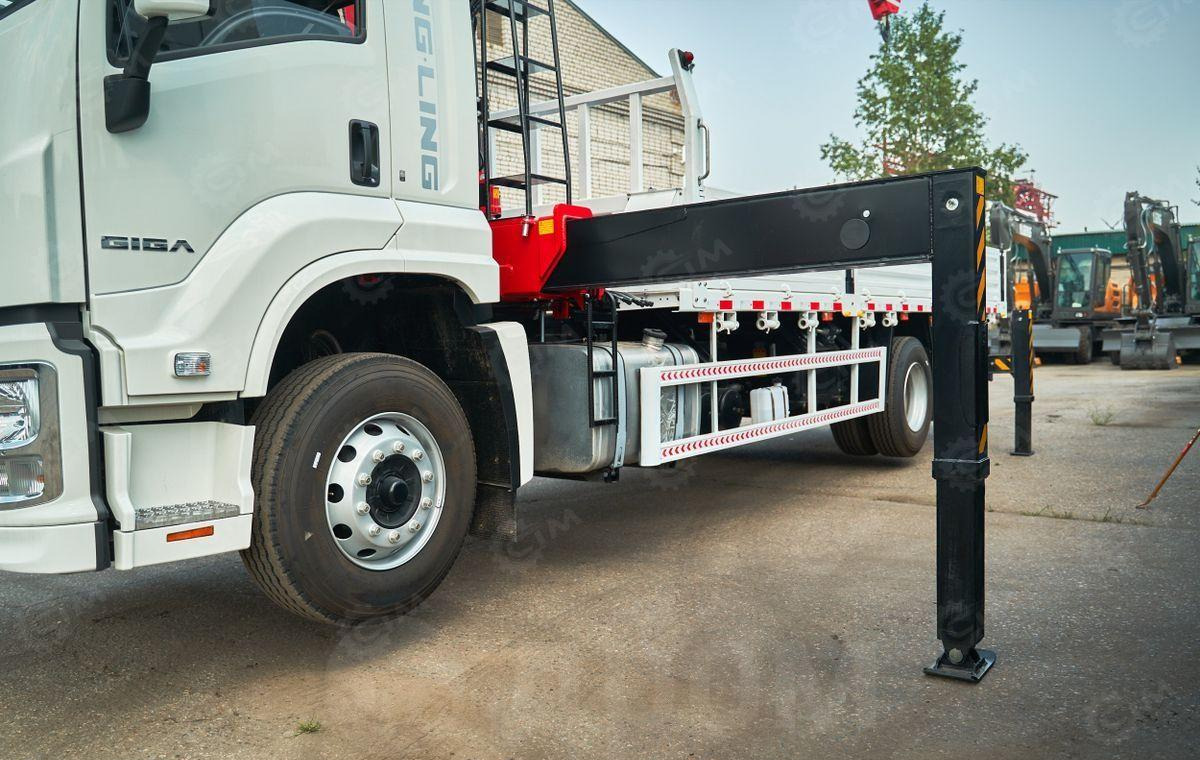 Новый Бортовой грузовик/ Платформа, Автоманипулятор Isuzu Giga: фото 24
