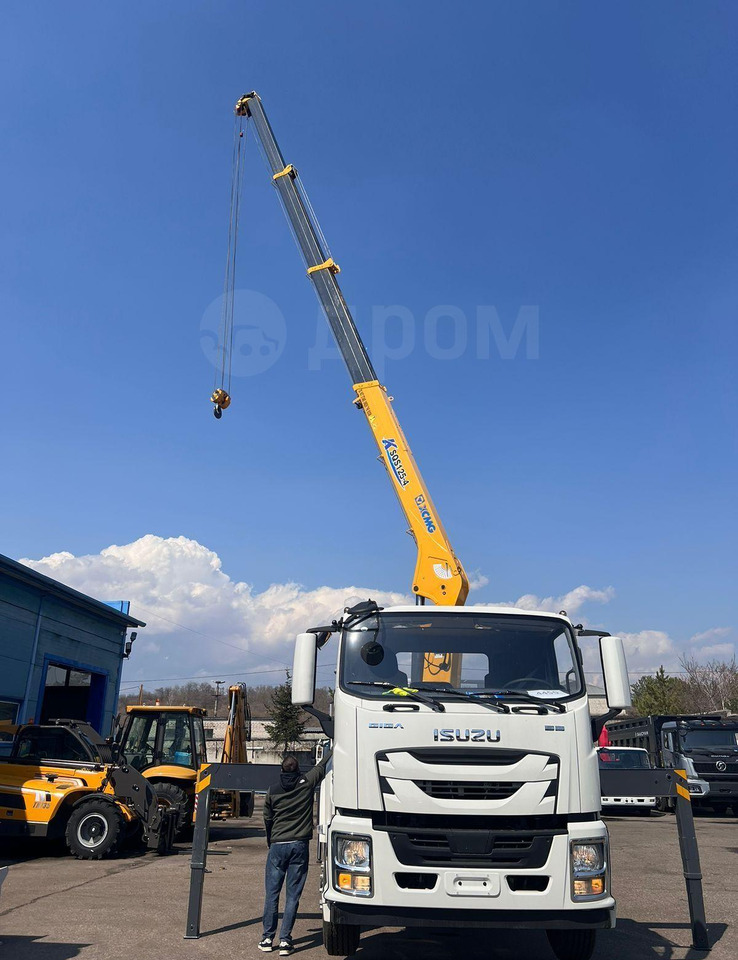 Новый Бортовой грузовик/ Платформа, Автоманипулятор Isuzu Giga: фото 16