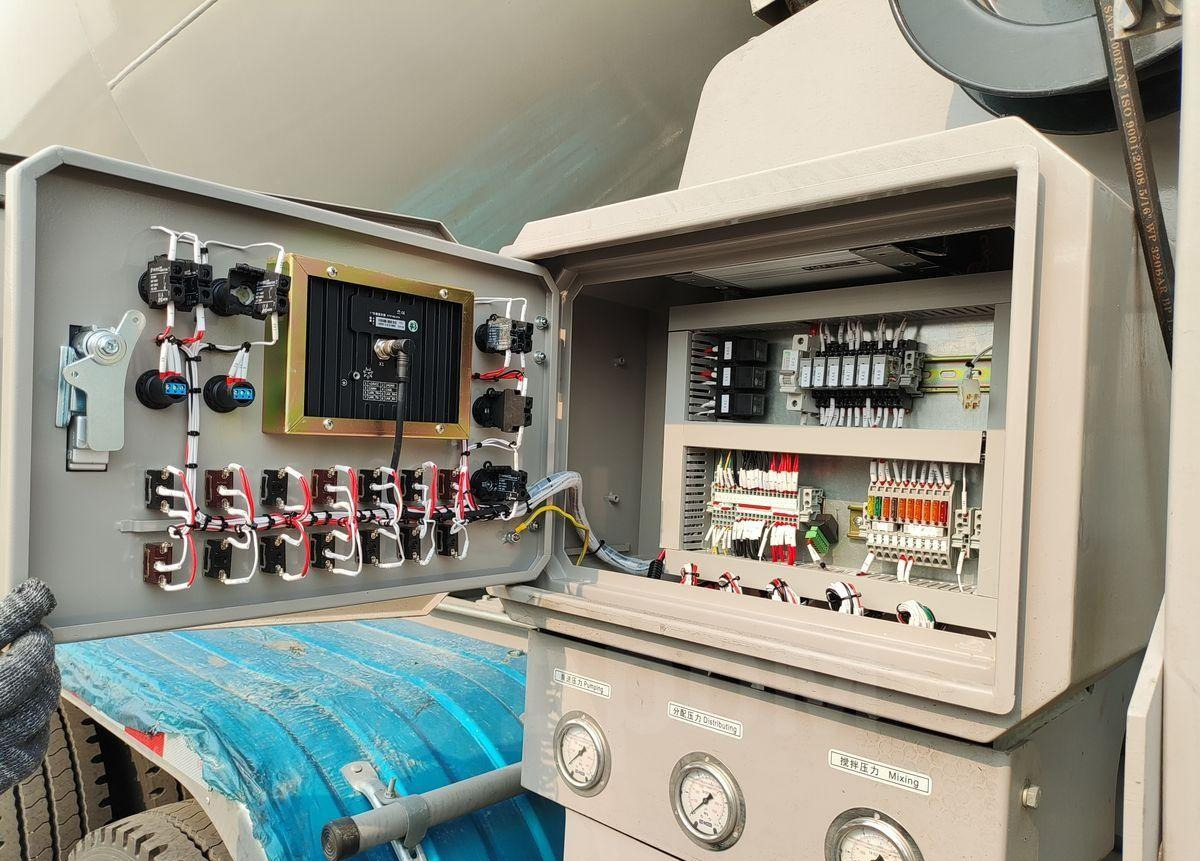 Новый Автобетононасос Isuzu Giga: фото 17