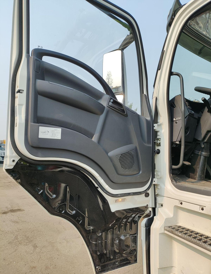 Новый Автобетононасос Isuzu Giga: фото 8