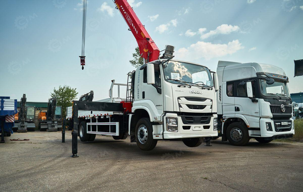 Новый Грузовик бортовой/ Платформа, Автоманипулятор Isuzu Giga: фото 21