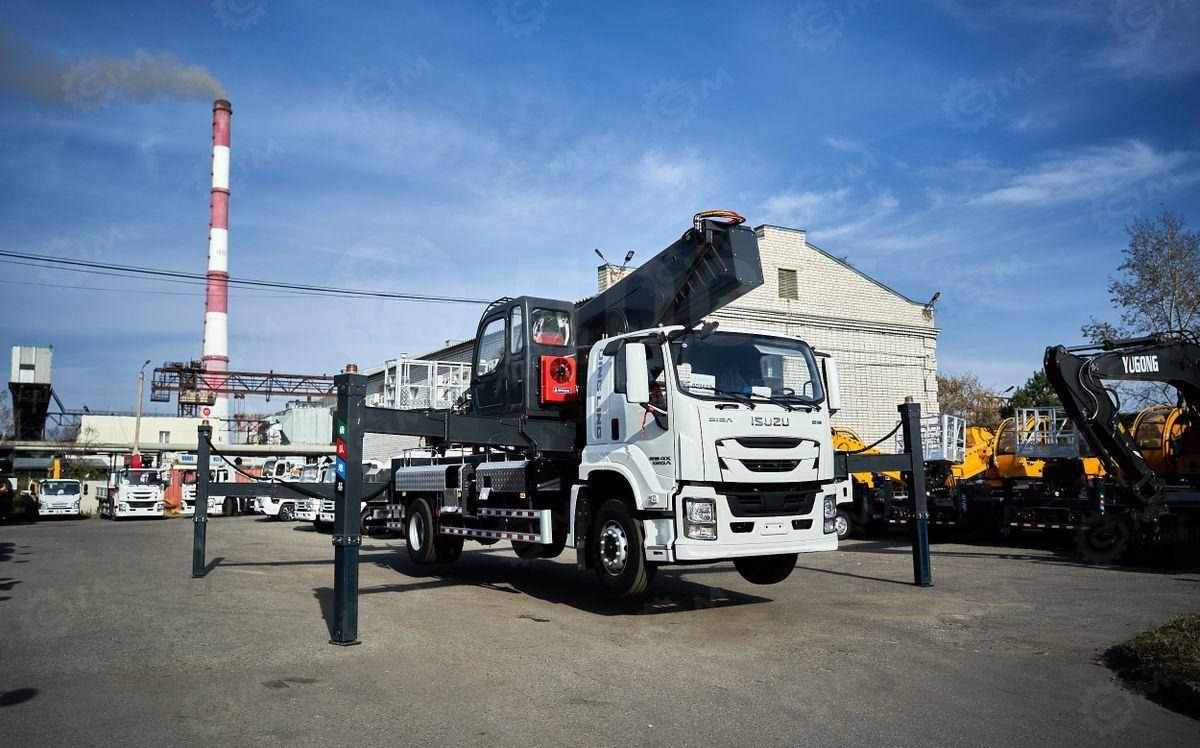 Isuzu Giga - Грузовик с подъемником: фото 2 Isuzu Giga - Грузовик с подъемником: фото 2
