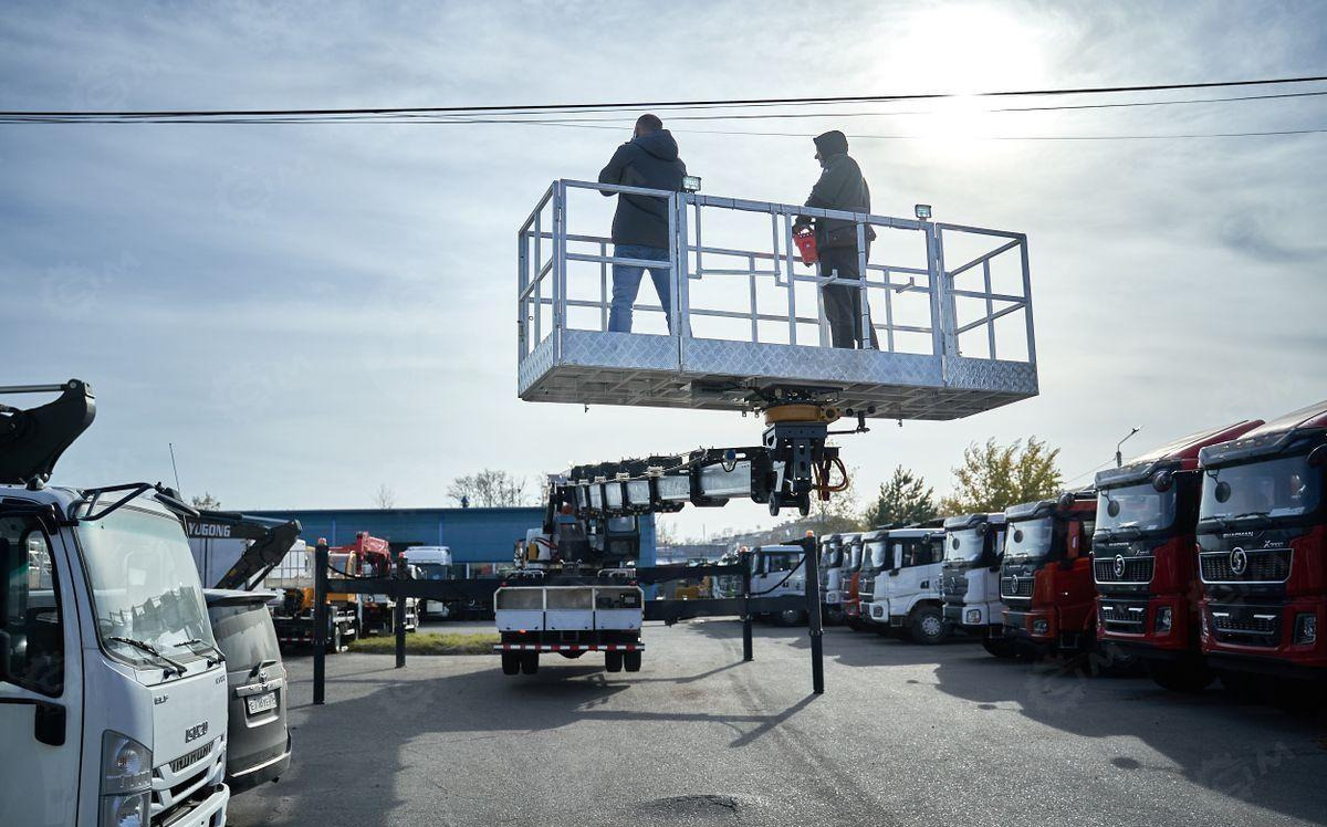 Новый Грузовик с подъемником Isuzu Giga: фото 21