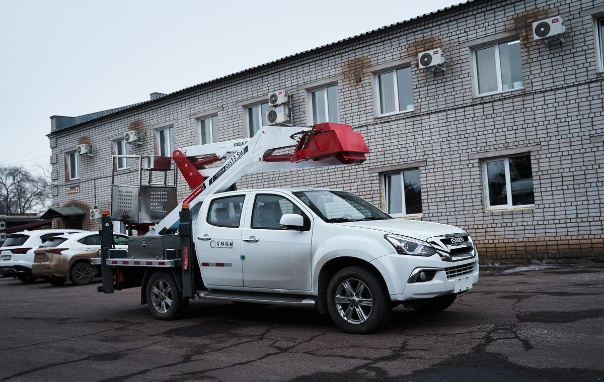 Isuzu QL1073BUHACY - Грузовик с подъемником: фото 1 Isuzu QL1073BUHACY - Грузовик с подъемником: фото 1