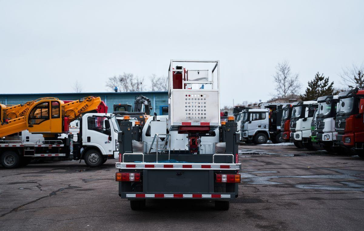 Новый Грузовик с подъемником Isuzu V275: фото 26