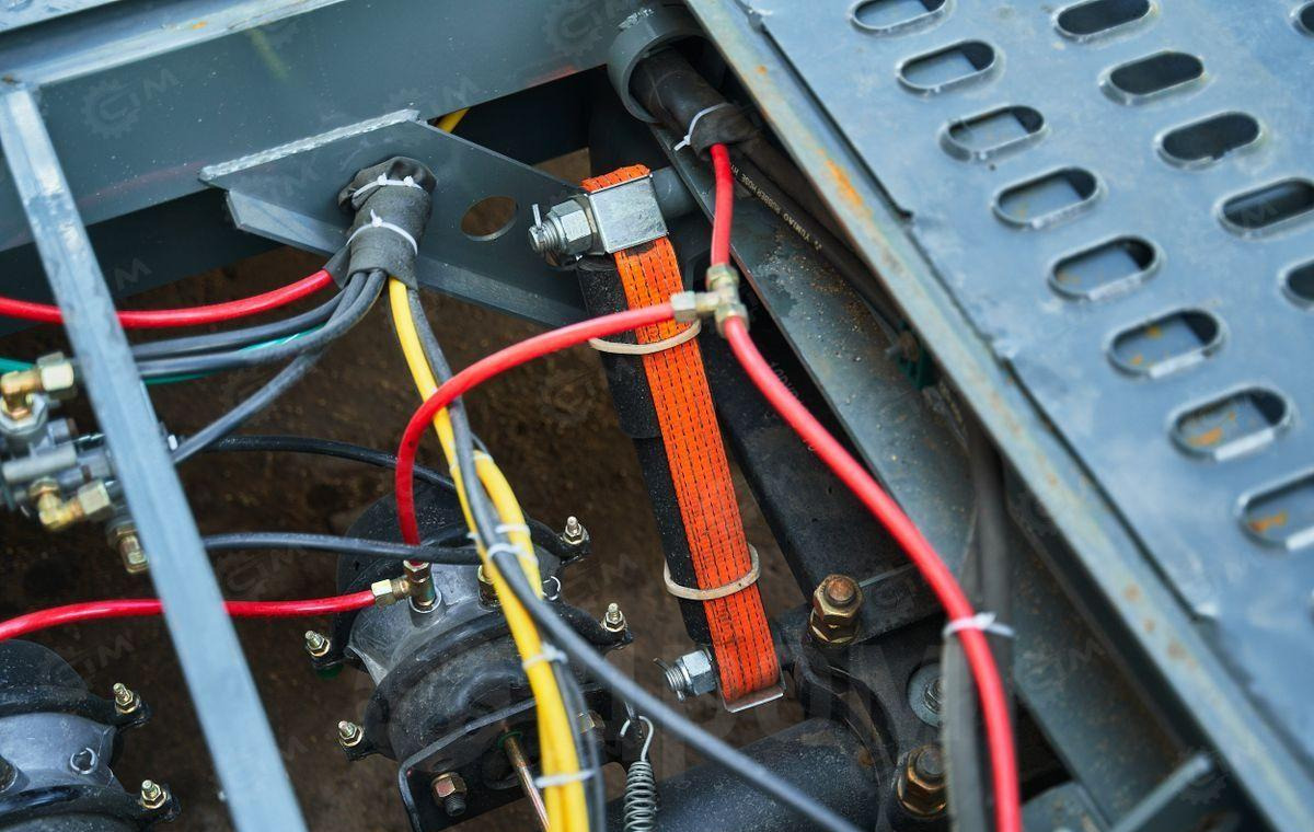 Luxuda LZC9407BG - Полуприцеп-автовоз: фото 5 Luxuda LZC9407BG - Полуприцеп-автовоз: фото 5