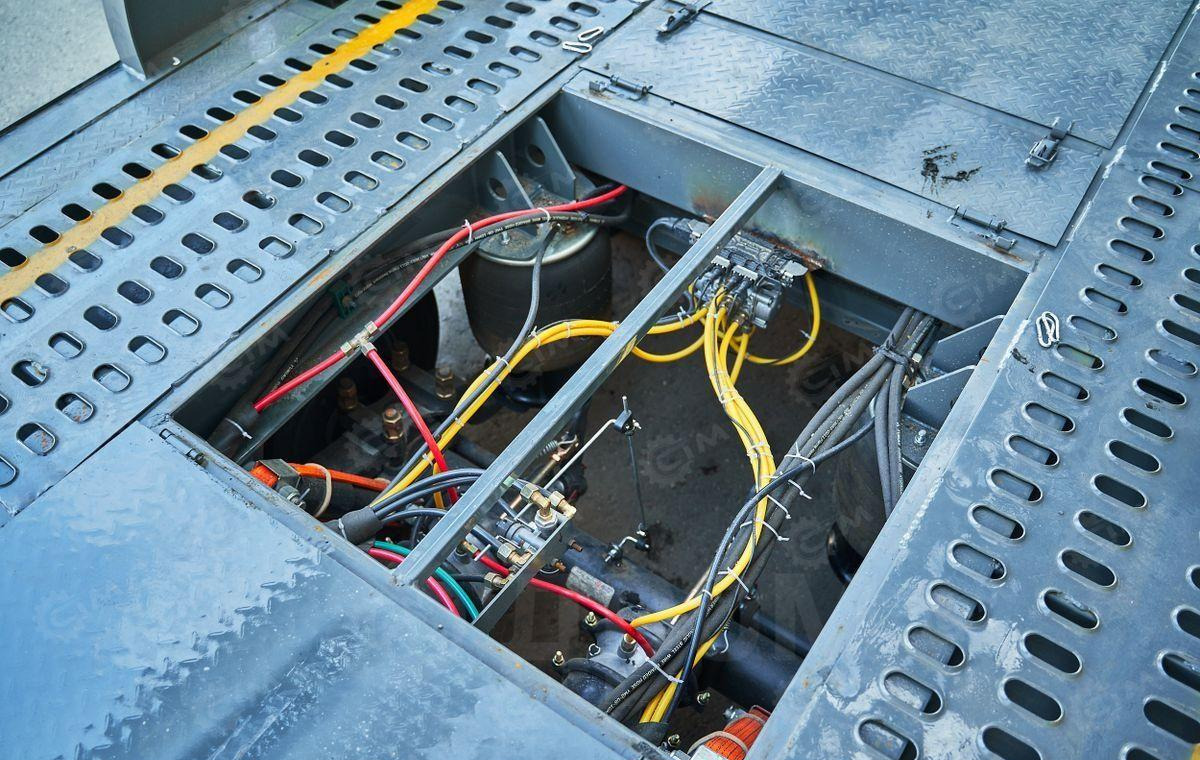 Новый Полуприцеп-автовоз Luxuda LZC9407BG: фото 8