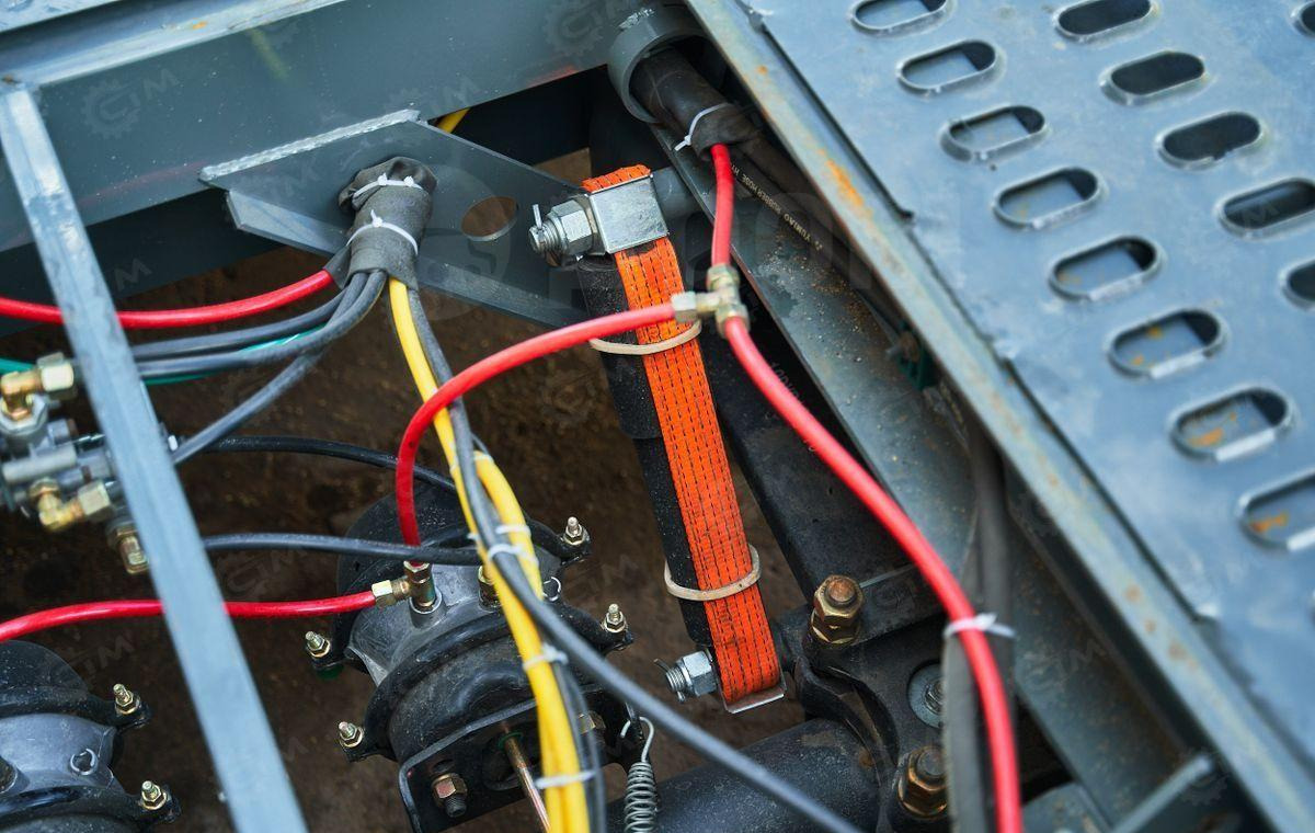 Luxuda LZC9407BG - Полуприцеп-автовоз: фото 5 Luxuda LZC9407BG - Полуприцеп-автовоз: фото 5