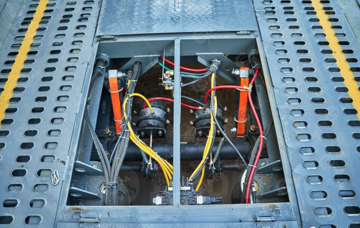 Luxuda LZC9407BG - Полуприцеп-автовоз: фото 3 Luxuda LZC9407BG - Полуприцеп-автовоз: фото 3