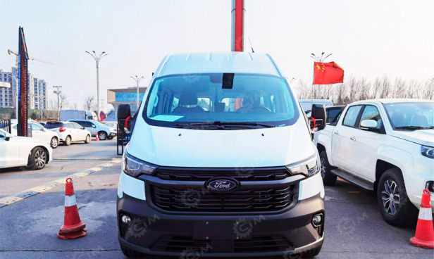 Микроавтобус грузопассажирский FORD ТRАNSIТ T6 АКПП, 6 мест, средняя крыша, литые алюминиевые д - Микроавтобус, Пассажирский фургон: фото 1 Микроавтобус грузопассажирский FORD ТRАNSIТ T6 АКПП, 6 мест, средняя крыша, литые алюминиевые д - Микроавтобус, Пассажирский фургон: фото 1