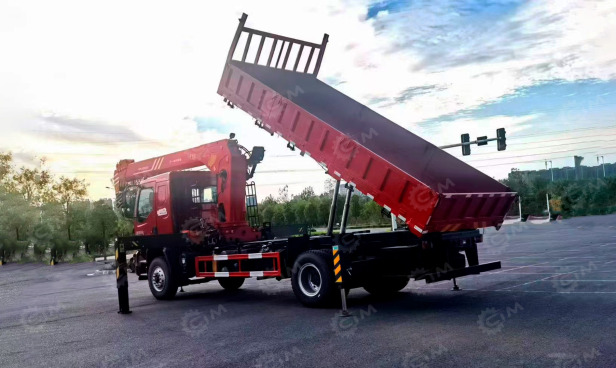 Самосвал ISUZU 4x2 дв 139kw гп 6т с кму КМУ XCMG SQS125-4 гп 5т, с корзиной, ПДУ - Самосвал: фото 1 Самосвал ISUZU 4x2 дв 139kw гп 6т с кму КМУ XCMG SQS125-4 гп 5т, с корзиной, ПДУ - Самосвал: фото 1