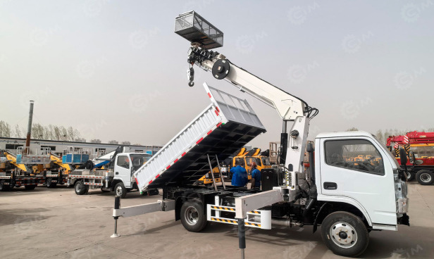 Самосвал ISUZU 4x2 дв 96kw гп 3,5т с кму гп 3,5т 6 секций высота подъема 17м с люлькой - Самосвал: фото 1 Самосвал ISUZU 4x2 дв 96kw гп 3,5т с кму гп 3,5т 6 секций высота подъема 17м с люлькой - Самосвал: фото 1