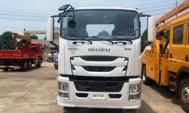 Шасси ISUZU 6х4 дв 309kw колёсная база 4800+1370 - Грузовик-шасси: фото 1 Шасси ISUZU 6х4 дв 309kw колёсная база 4800+1370 - Грузовик-шасси: фото 1