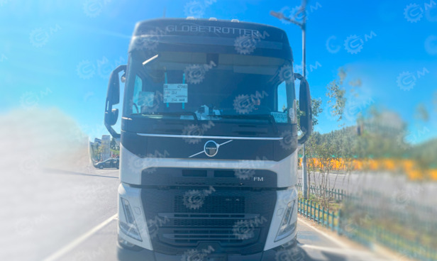 Тягач VOLVO 6х4 FH500 64T T пневмоподвеска - Тягач: фото 1 Тягач VOLVO 6х4 FH500 64T T пневмоподвеска - Тягач: фото 1