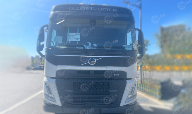Тягач VOLVO 6х4 FM500 64T D пневмоподвеска - Тягач: фото 1 Тягач VOLVO 6х4 FM500 64T D пневмоподвеска - Тягач: фото 1