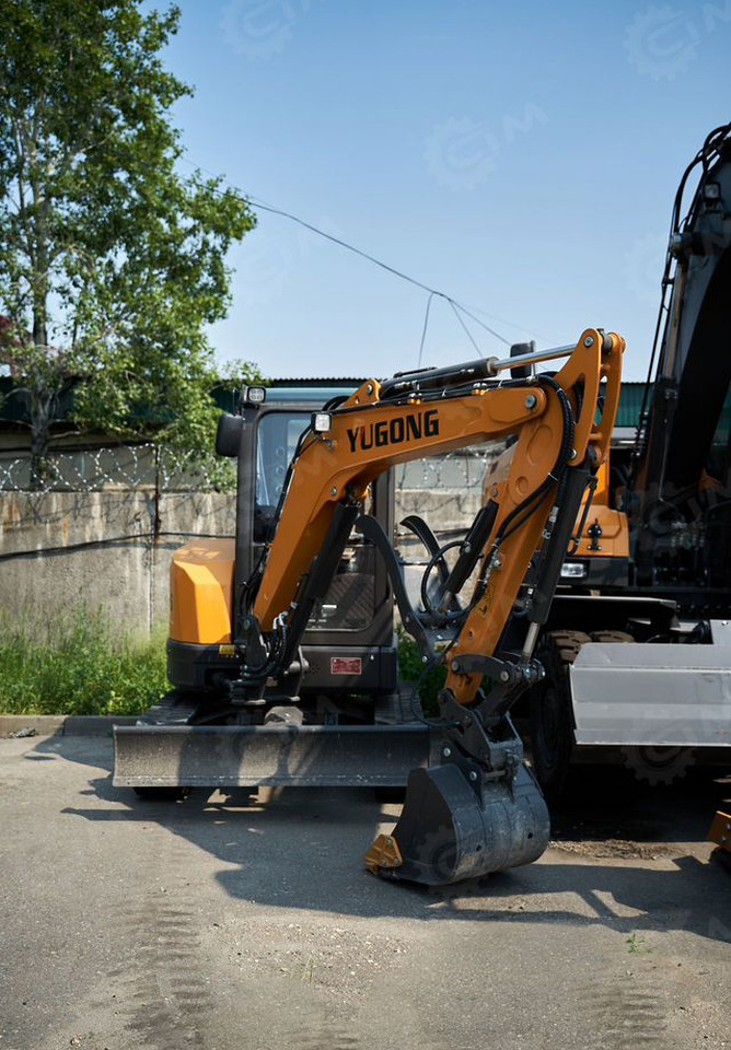 YUGONG YG45 - Мини-экскаватор: фото 3 YUGONG YG45 - Мини-экскаватор: фото 3
