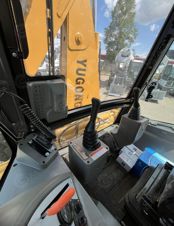 Новый Экскаватор-погрузчик Yugong 488CX: фото 32